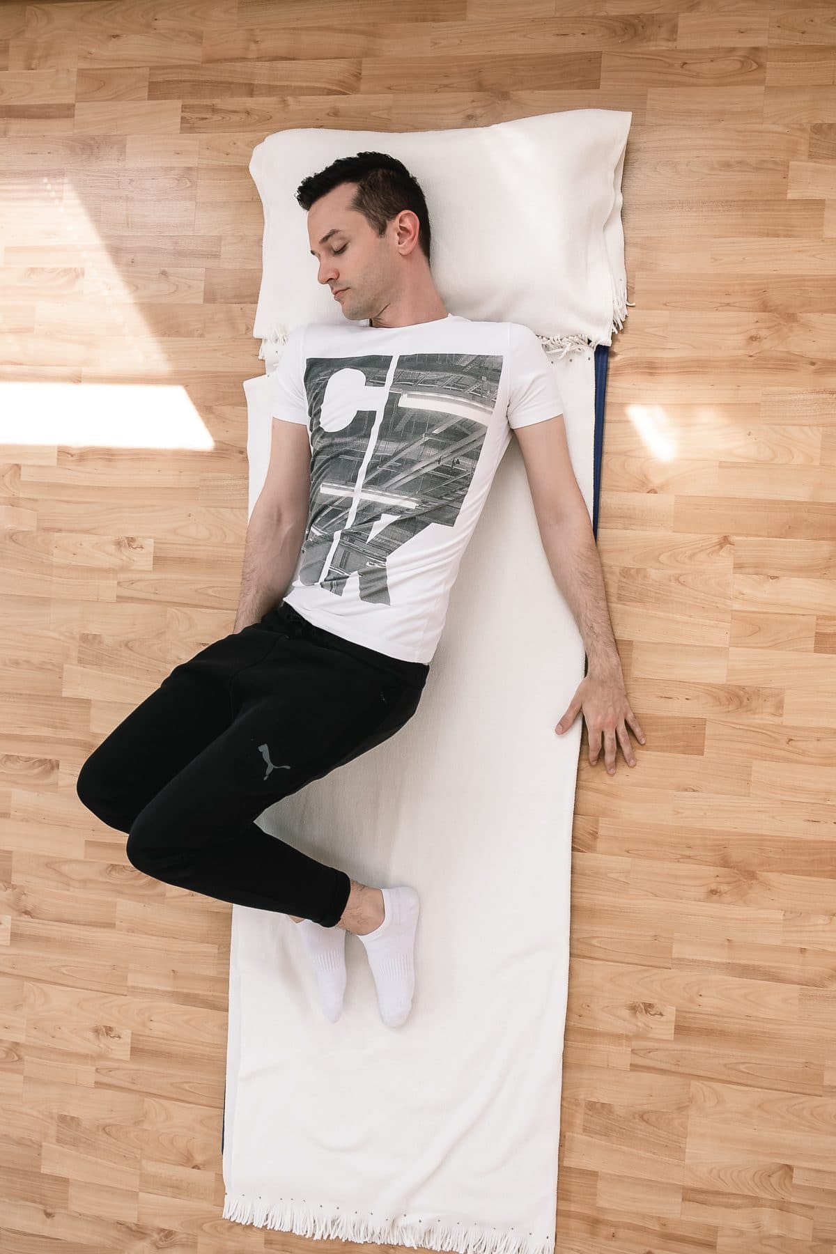 1. GRUPPENSTUNDEN - BEWUSSTHEIT DURCH BEWEGUNG